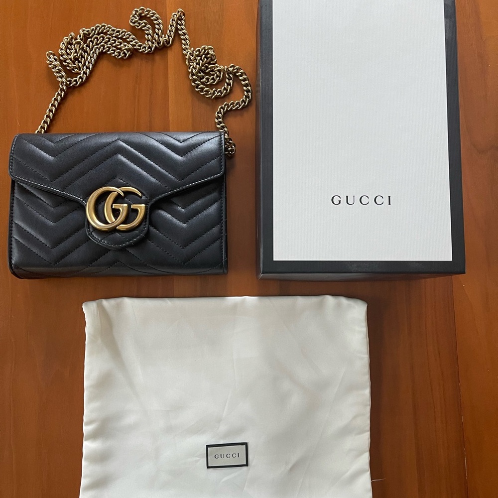 Gucci GG Marmont Matelasse mini mag
